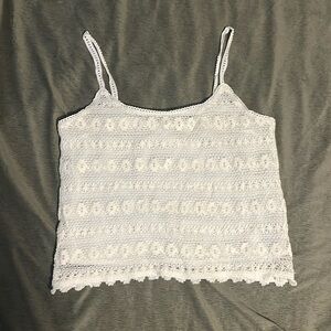 Vanilla Star crochet cropped tank top Women sz L